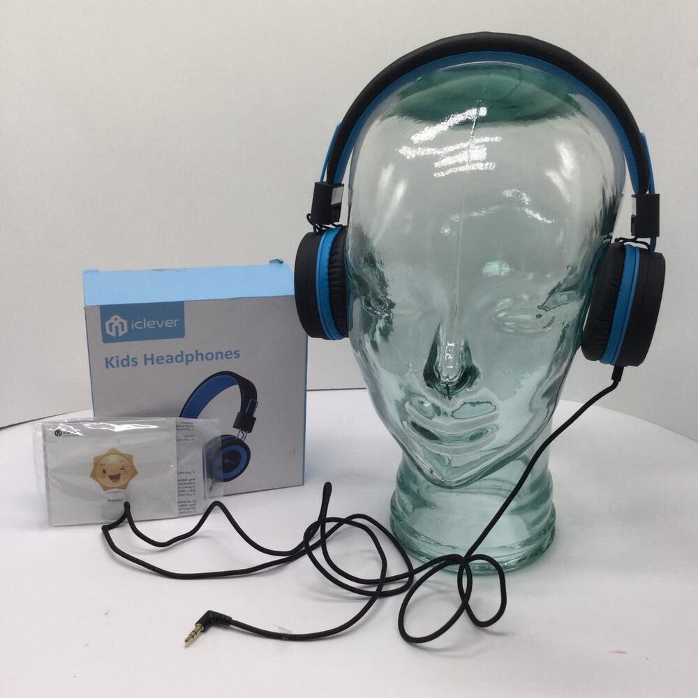 iclever brand Kids Headphones blue 4.7ft Cable New Old Stock